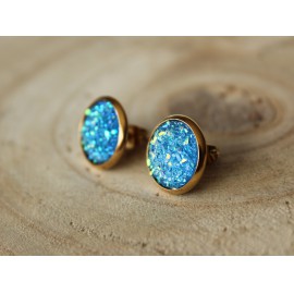 Világos kék kristály hatású fülbevaló- arany színű foglalattal  