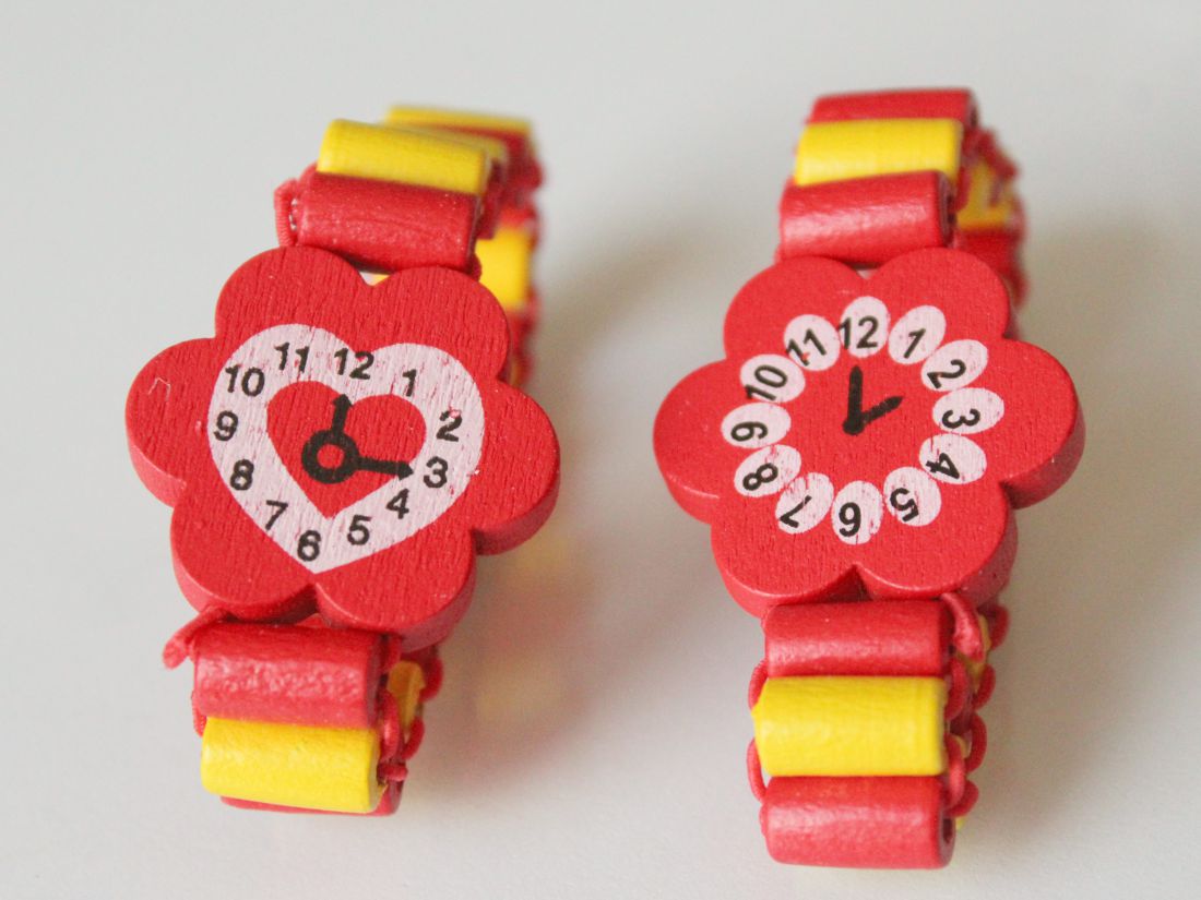 Piros- sárga fa karkötő választható óra dísszel